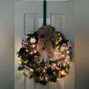 Dog/Cat Theme Wreath